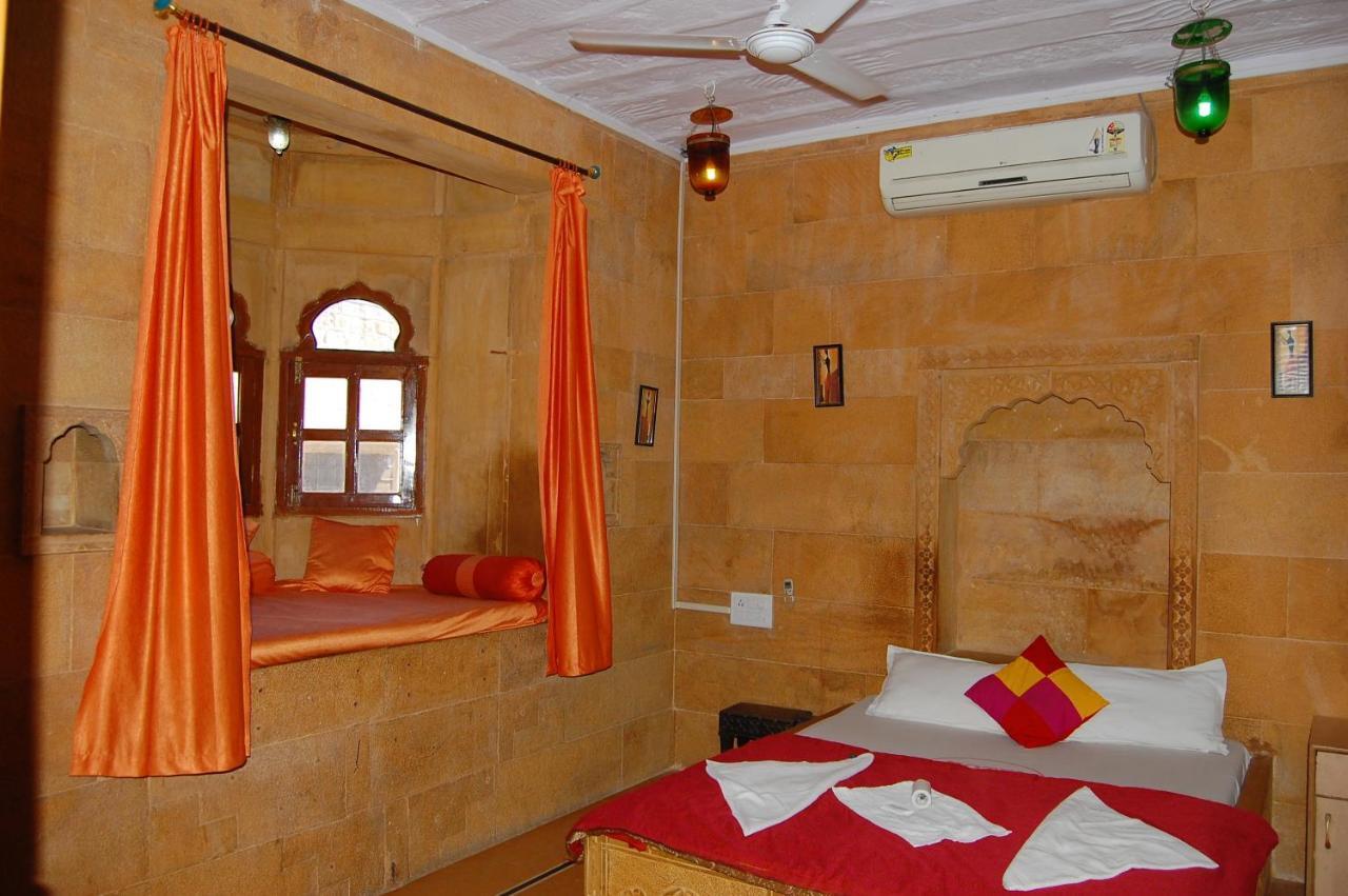 Hotel Pol Haveli Джайсалмер Экстерьер фото